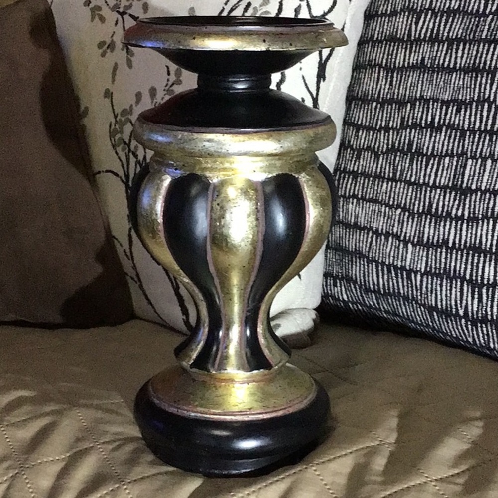 Elegant Black and Gold Candle Holder